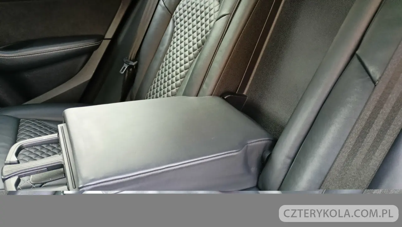 Audi- SQ5- 2016 