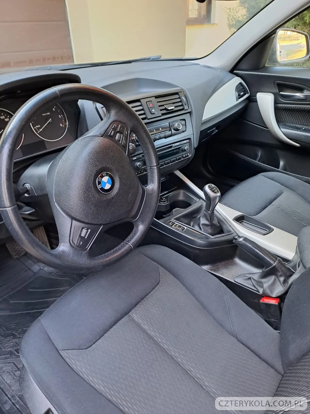 BMW- 1M- 2013 