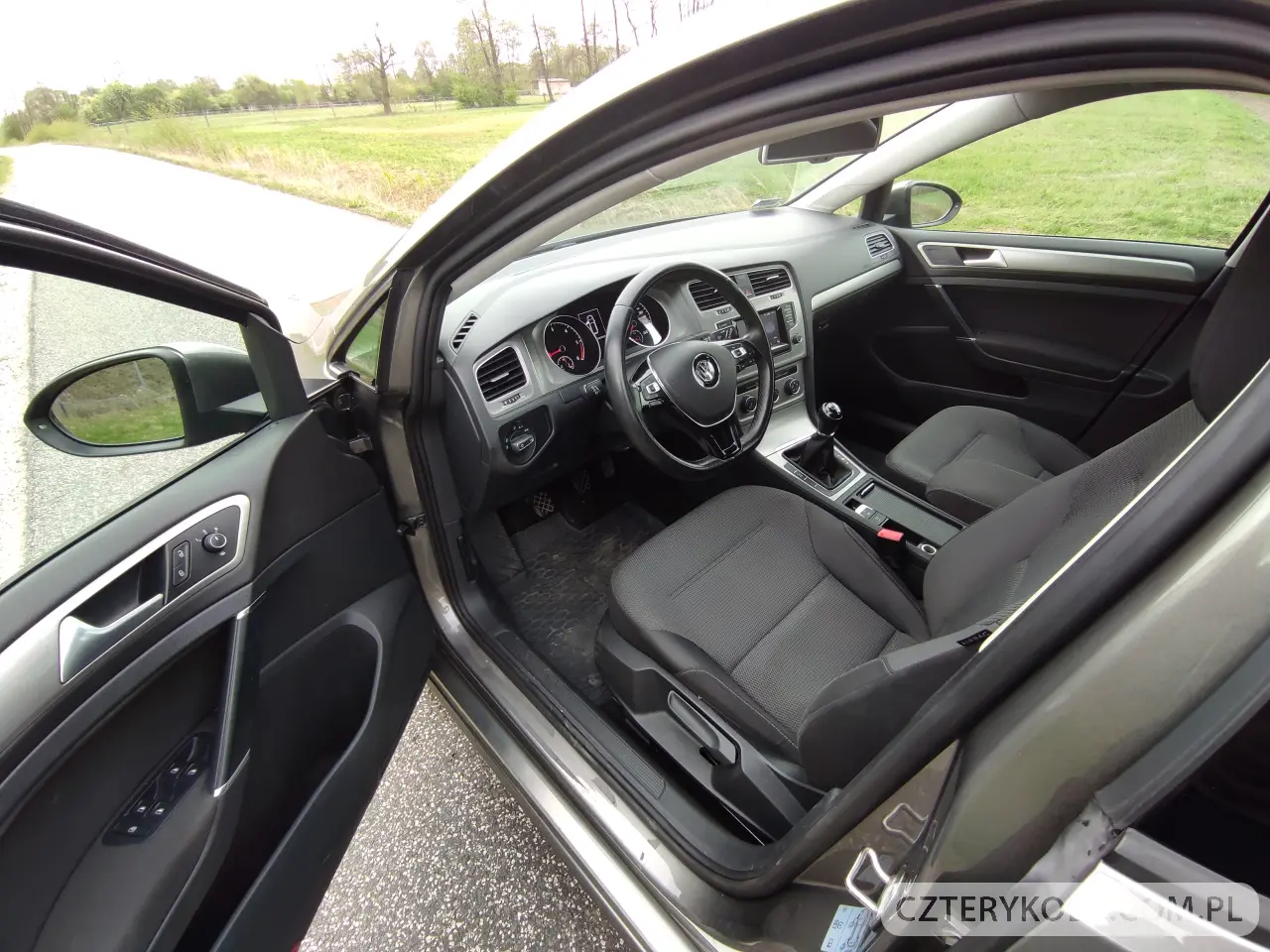 Volkswagen- Golf- 2014 