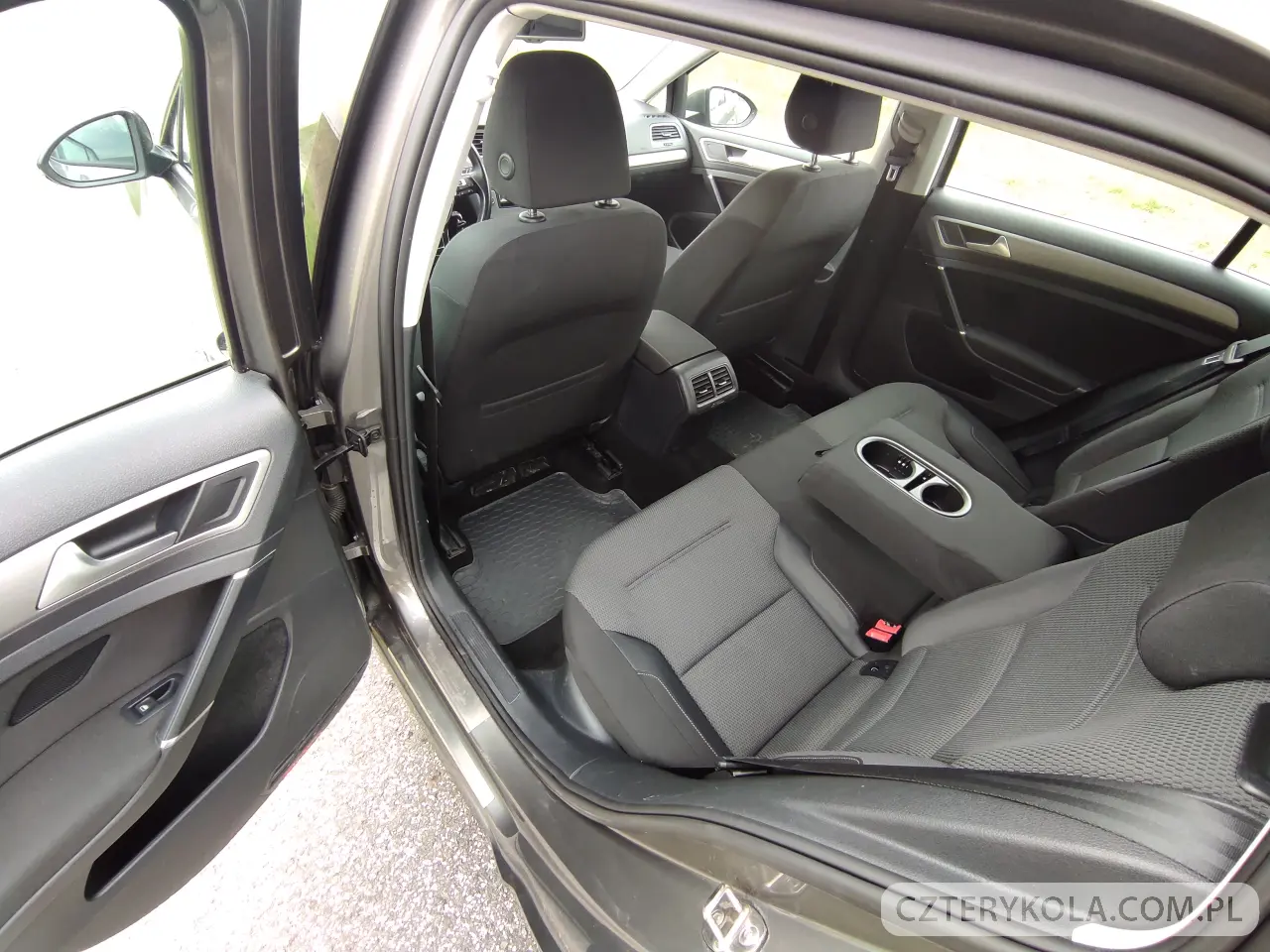 Volkswagen- Golf- 2014 