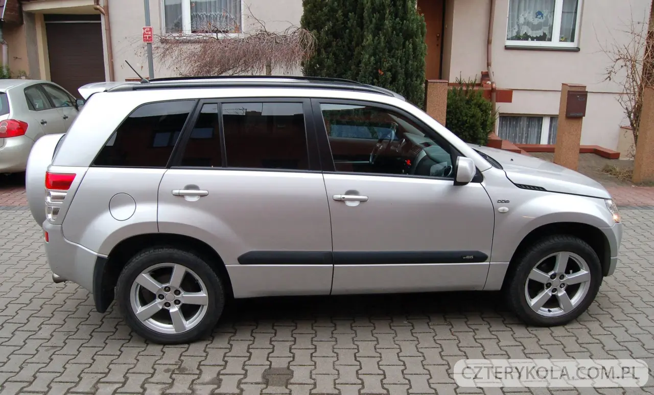 Suzuki- Grand Vitara- 2007 