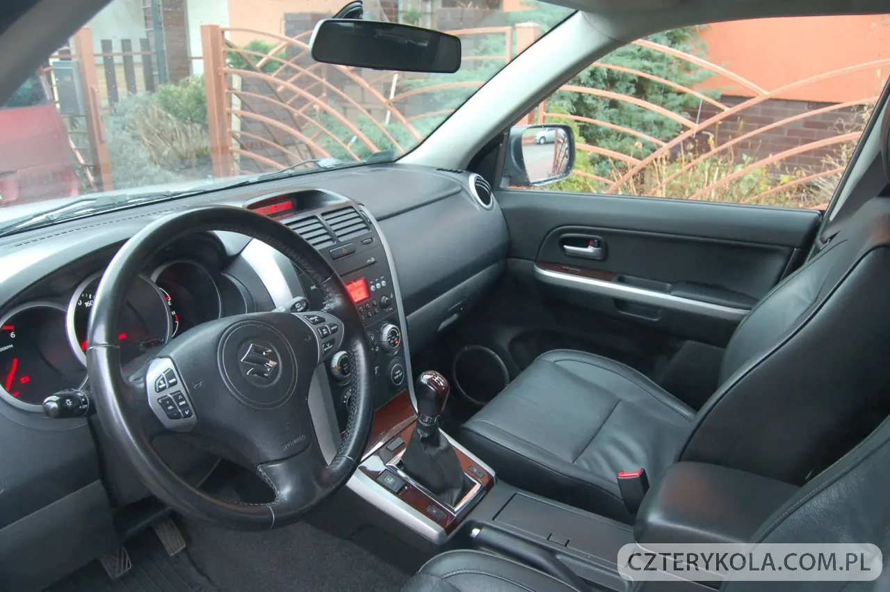 Suzuki- Grand Vitara- 2007 