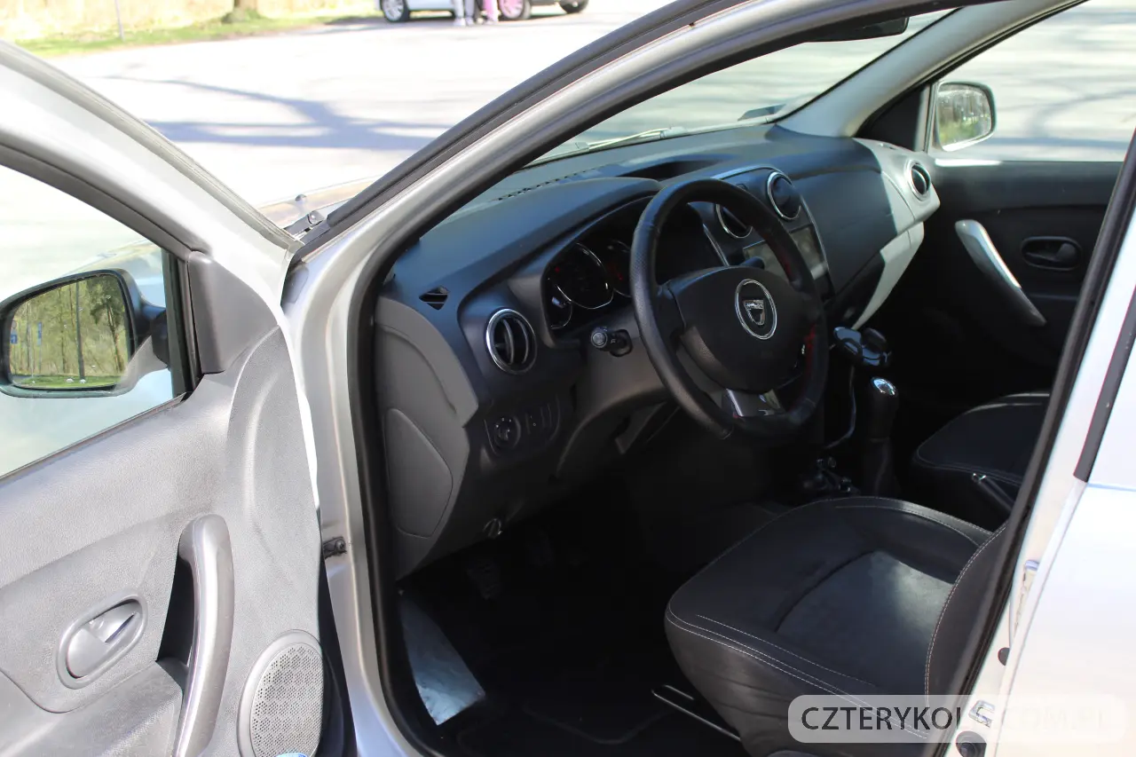 Dacia- Logan- 2014 