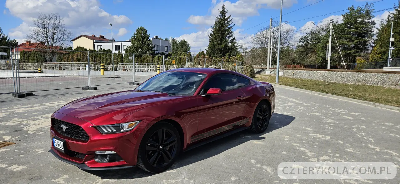 Ford- Mustang- 2015 