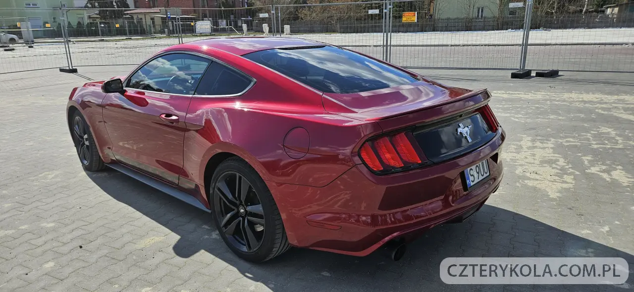 Ford- Mustang- 2015 