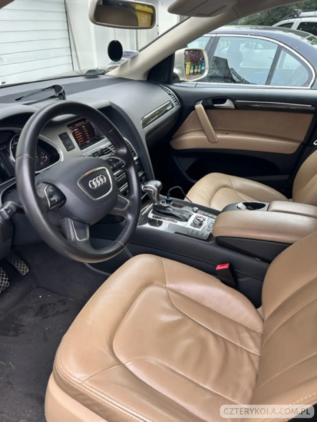 Audi- Q7- 2011 