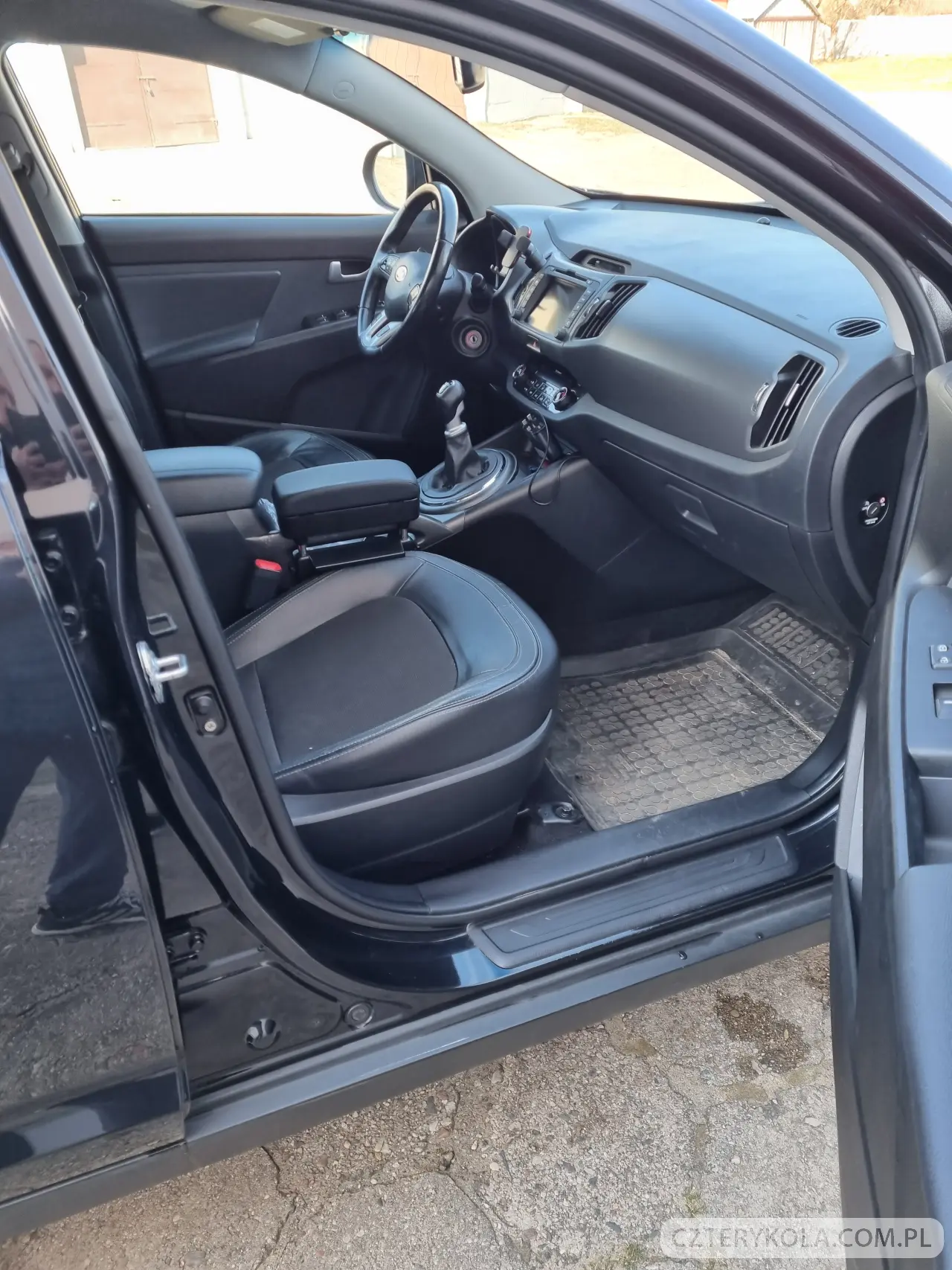 Kia- Sportage- 2012 
