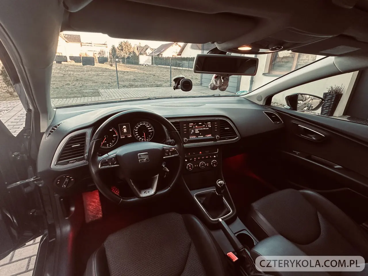 Seat- Leon- 2014 
