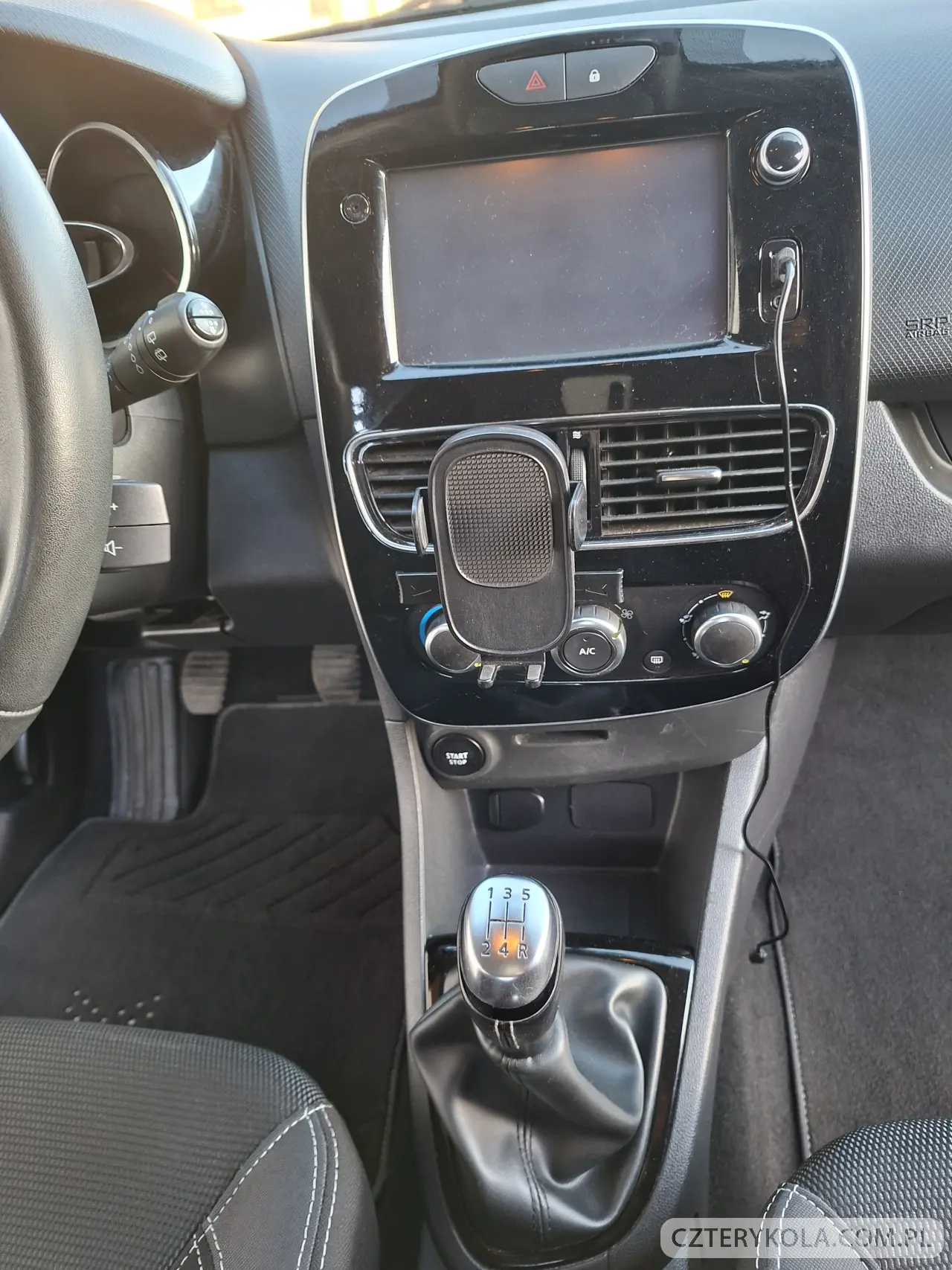 Renault- Clio- 2016 