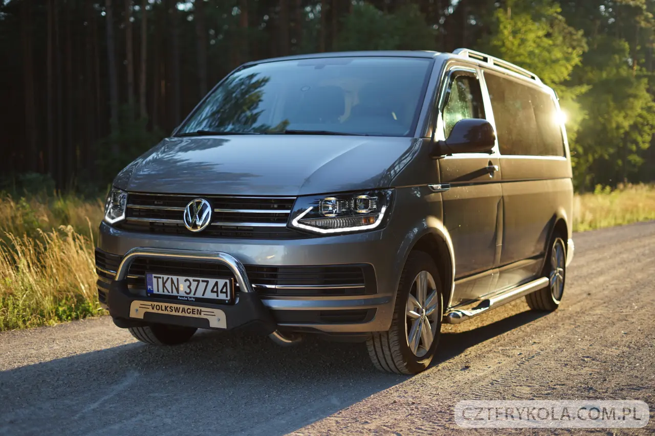 Volkswagen- Transporter- 2016 