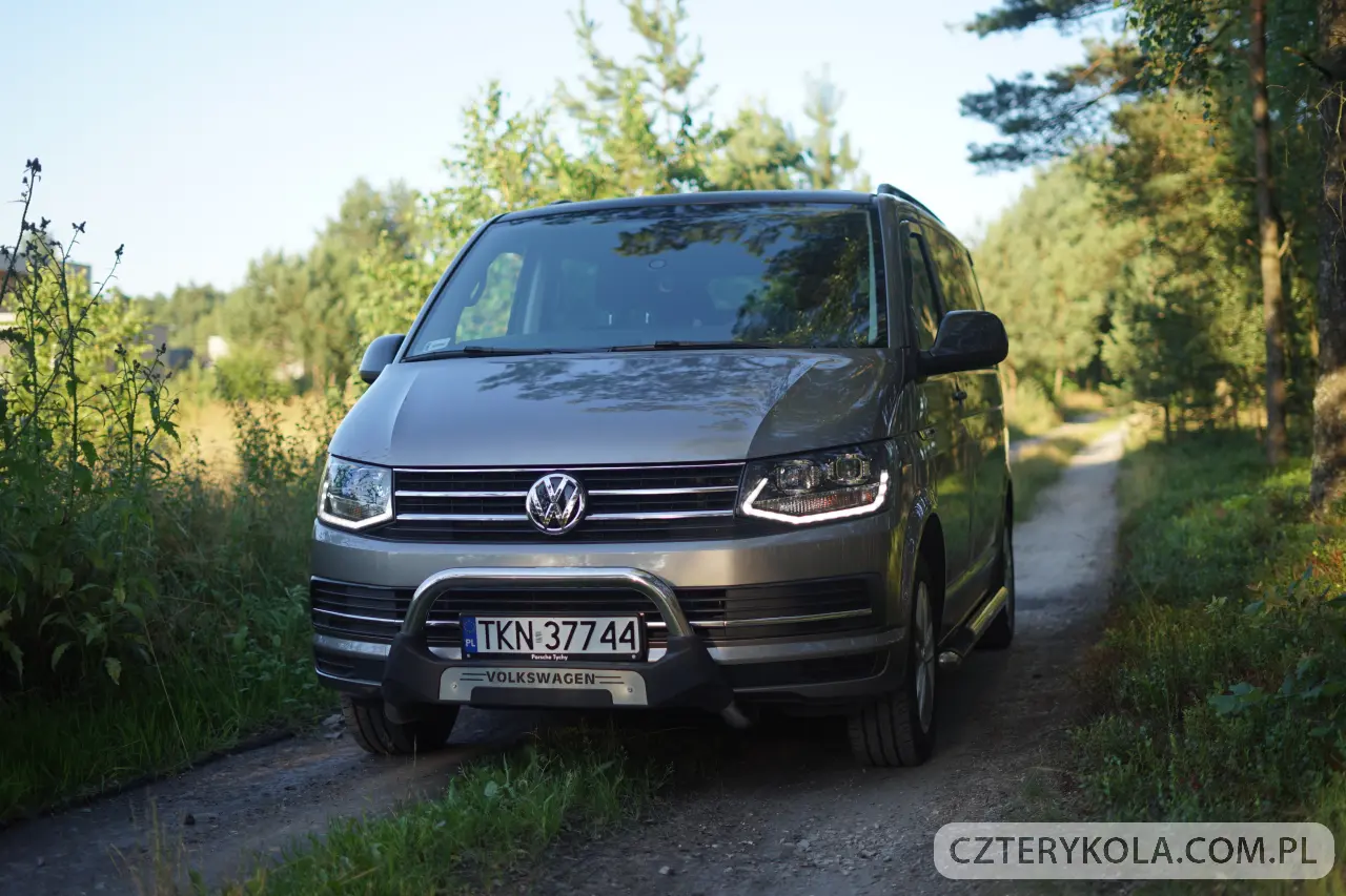 Volkswagen- Transporter- 2016 