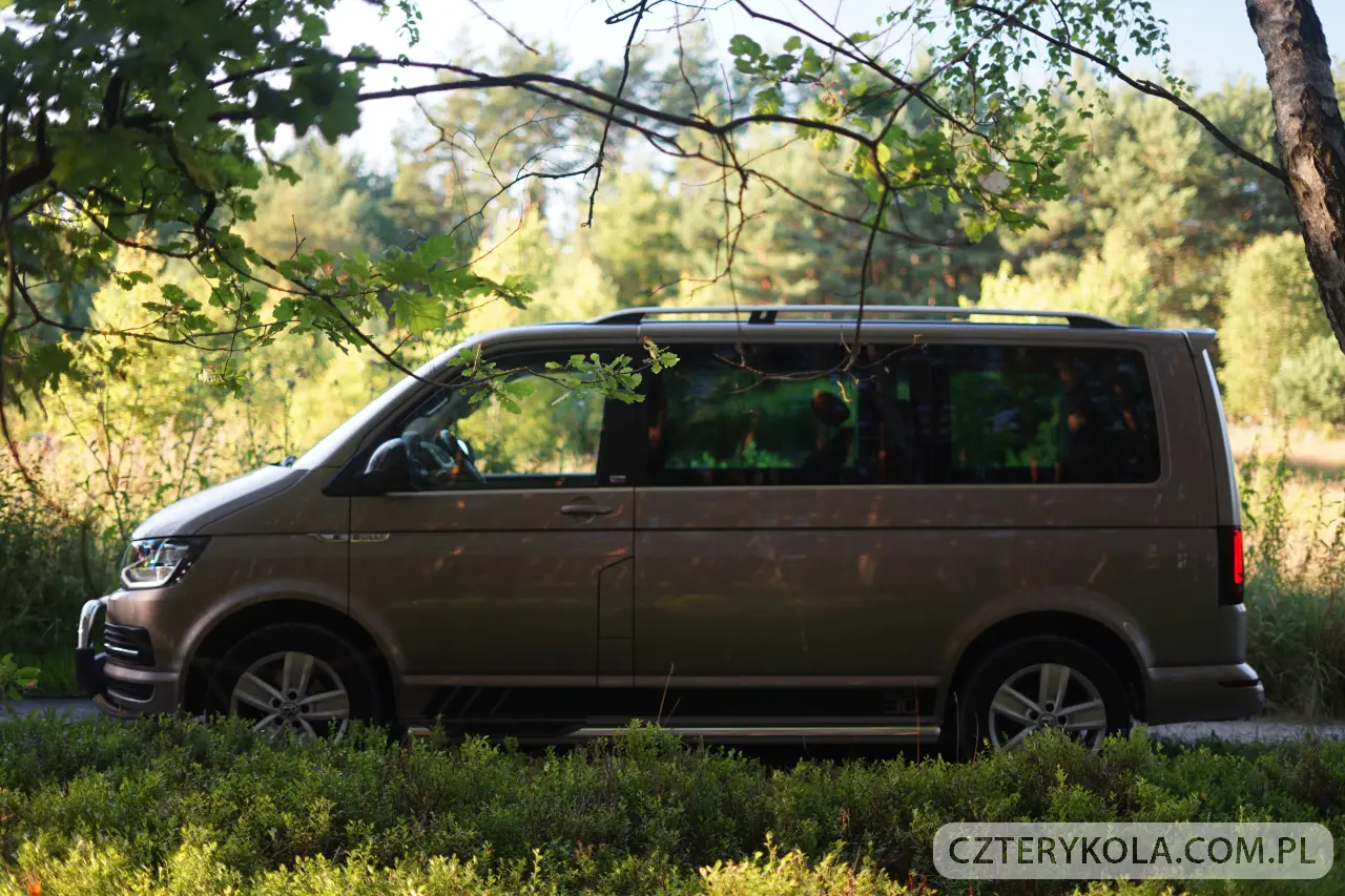 Volkswagen- Transporter- 2016 