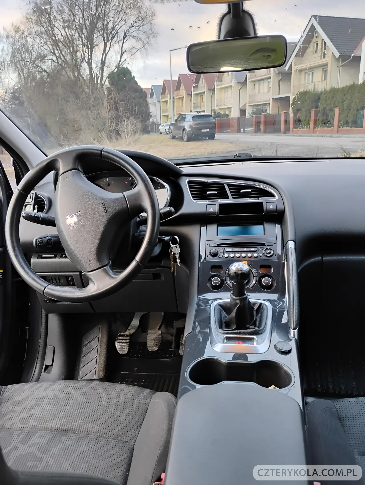 Peugeot- 3008- 2012 