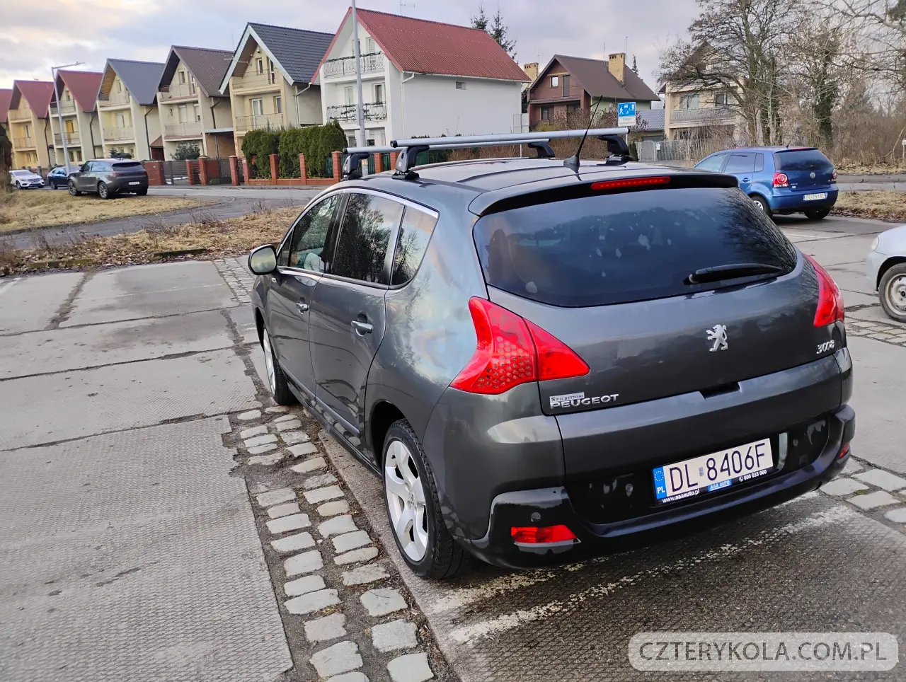 Peugeot- 3008- 2012 