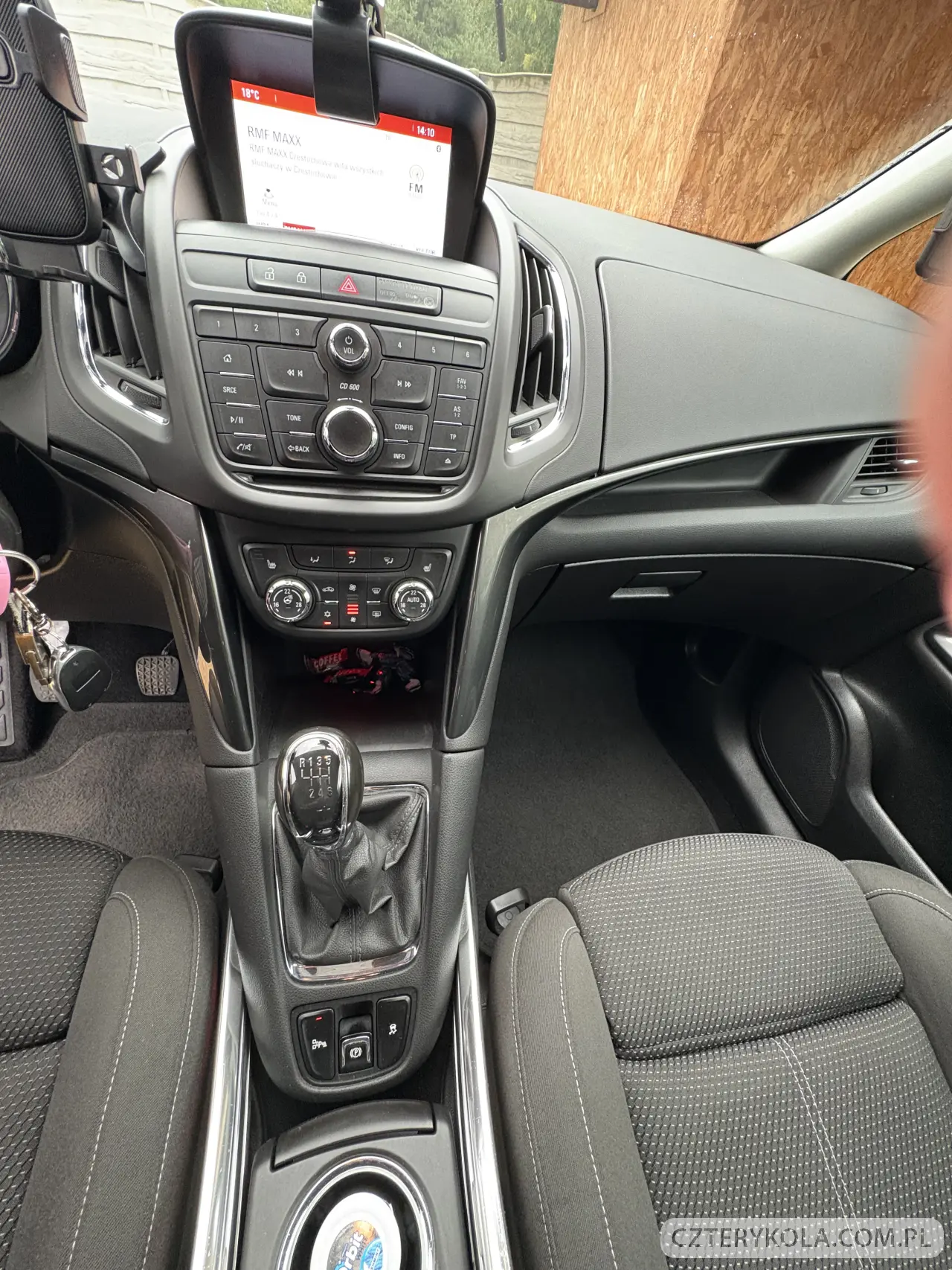 Opel- Zafira- 2014 