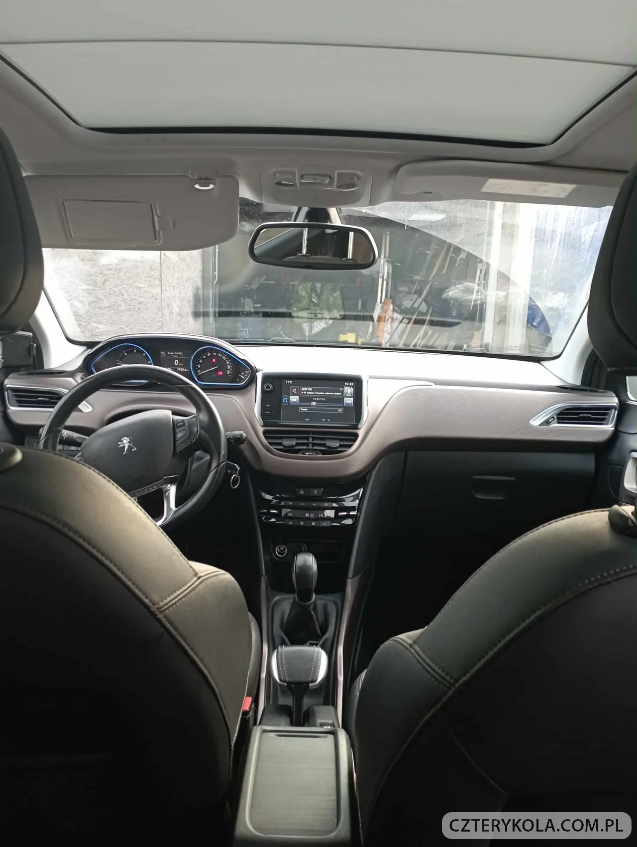 Peugeot- 2008- 2015 