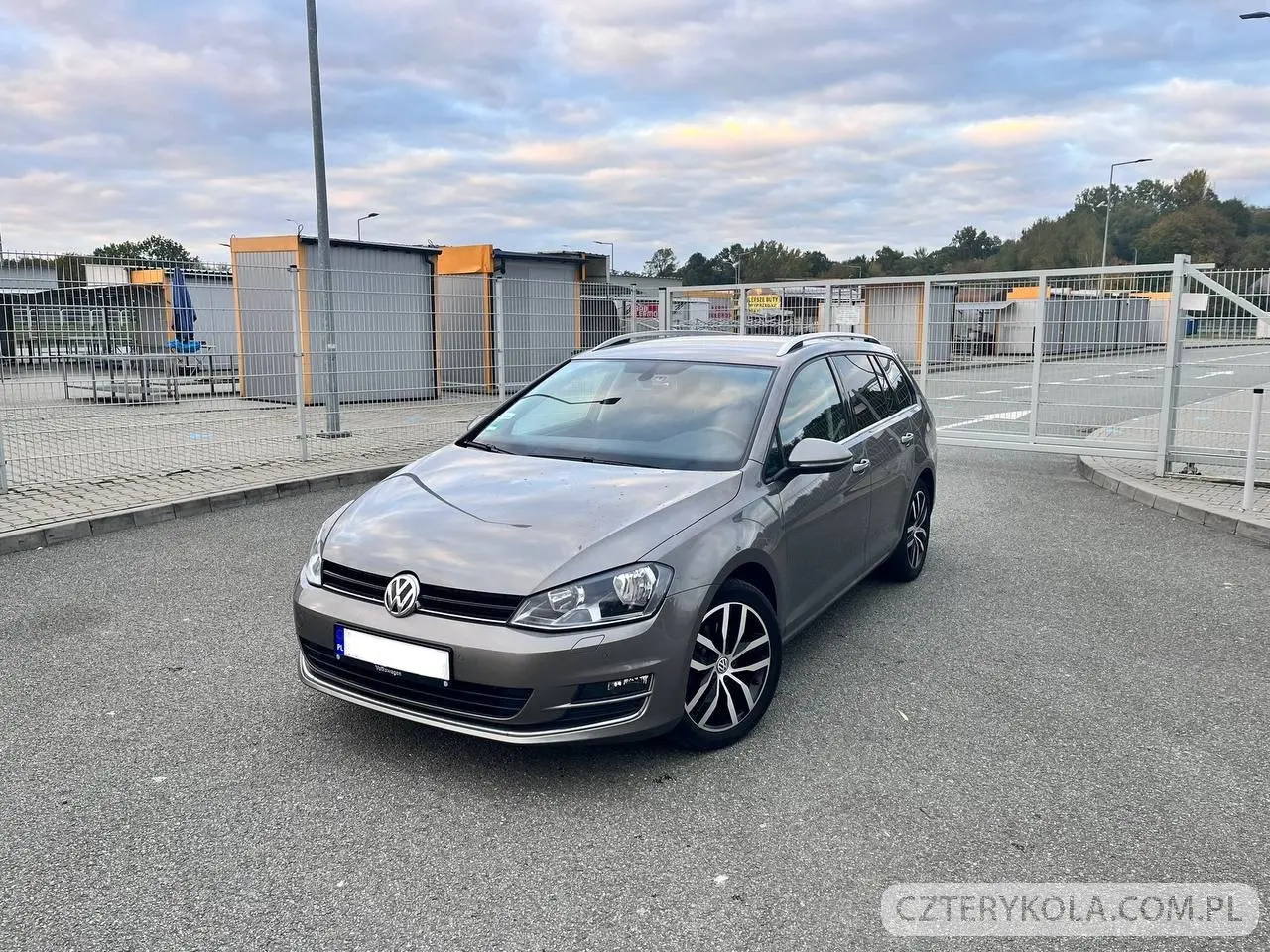 Volkswagen- Golf- 2015 
