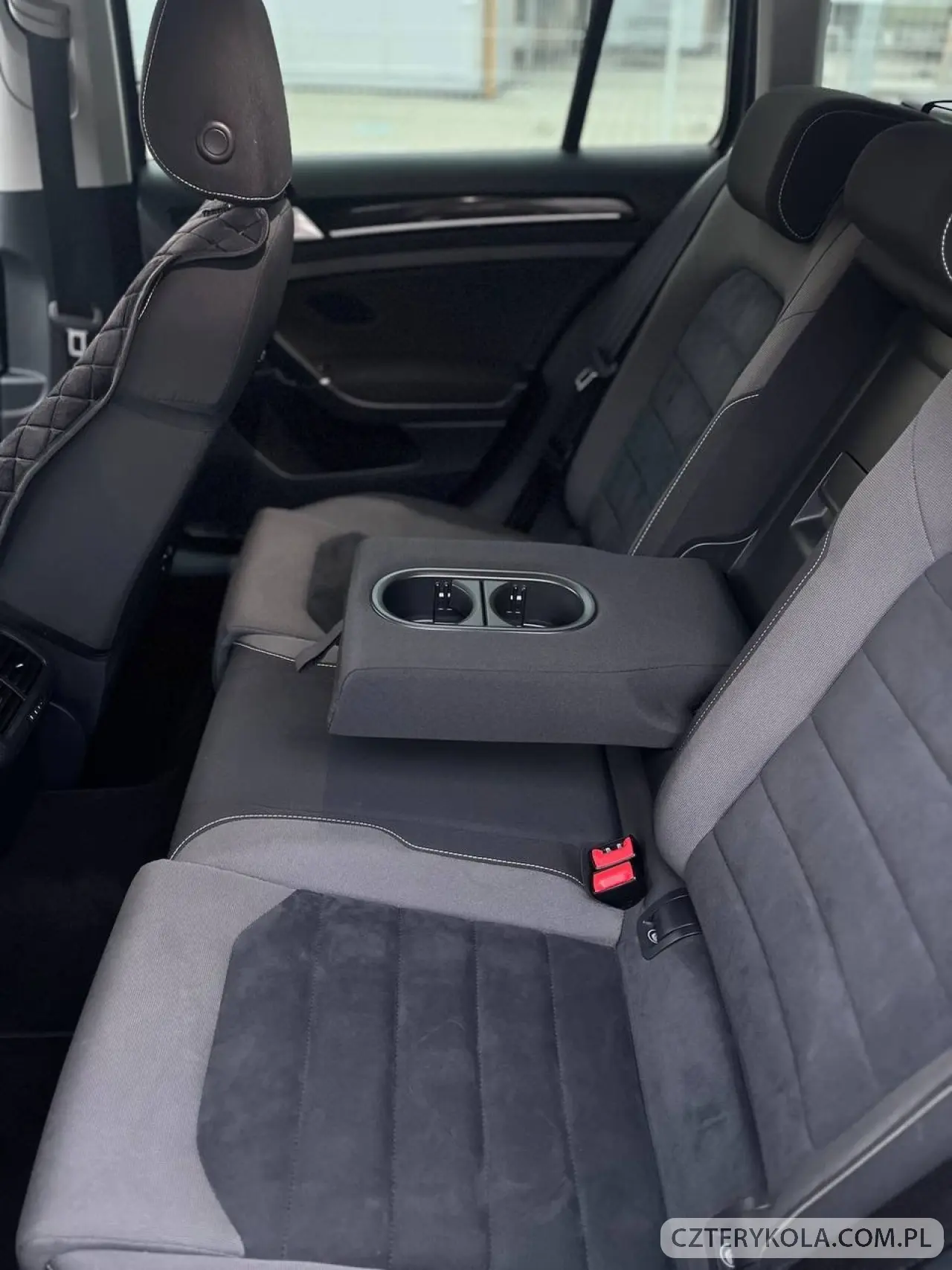 Volkswagen- Golf- 2015 