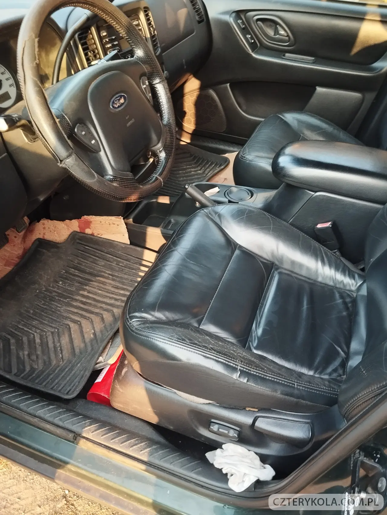 Ford- Maverick- 2001 