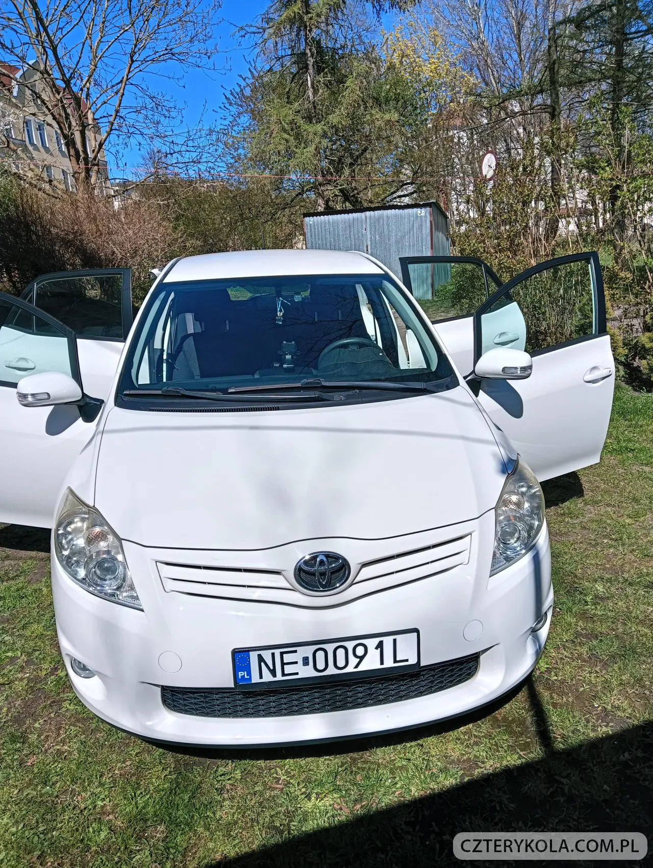Toyota- Auris- 2012 