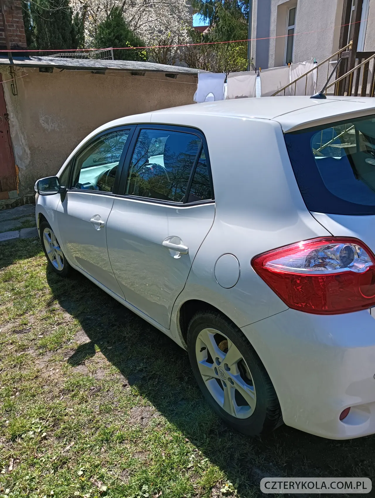 Toyota- Auris- 2012 