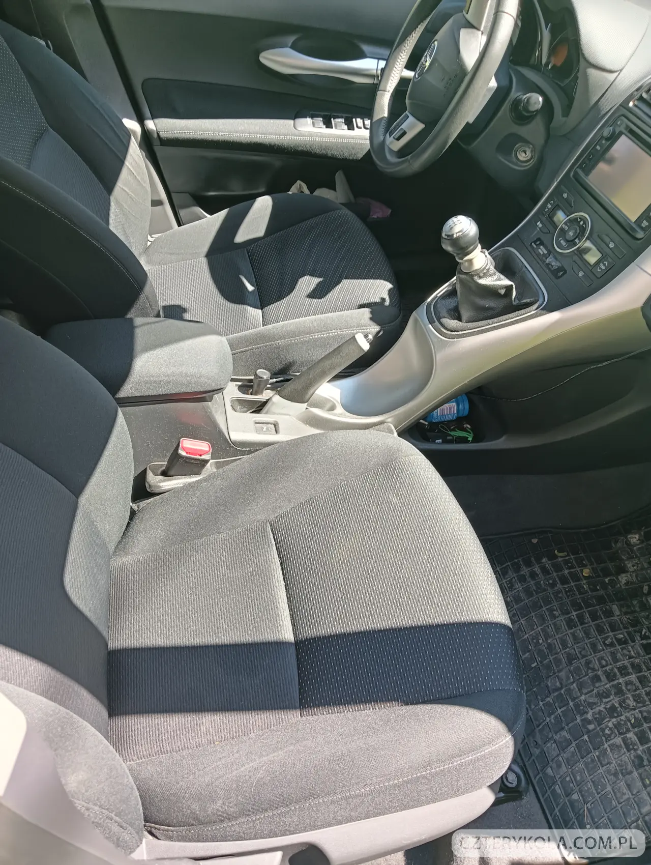 Toyota- Auris- 2012 