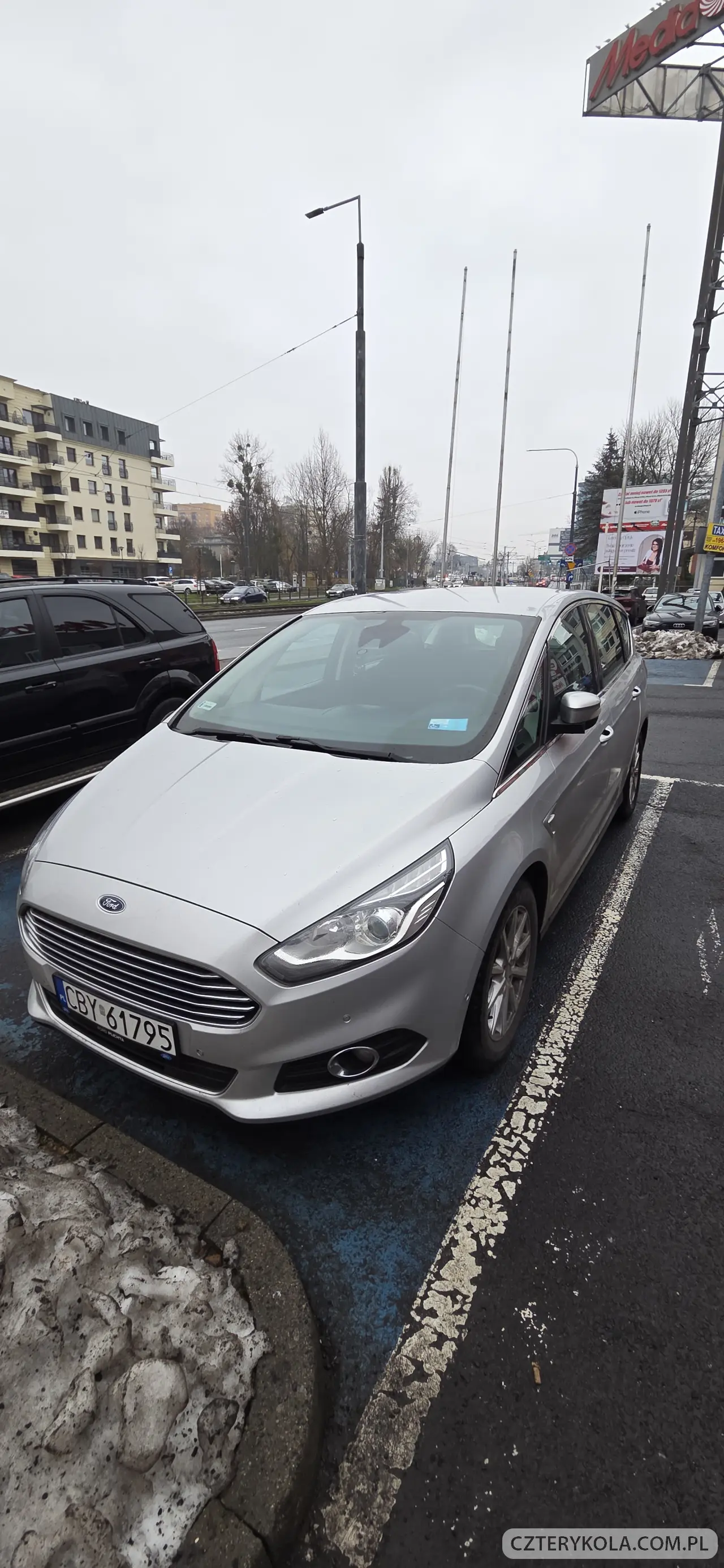Ford- S-Max- 2015 