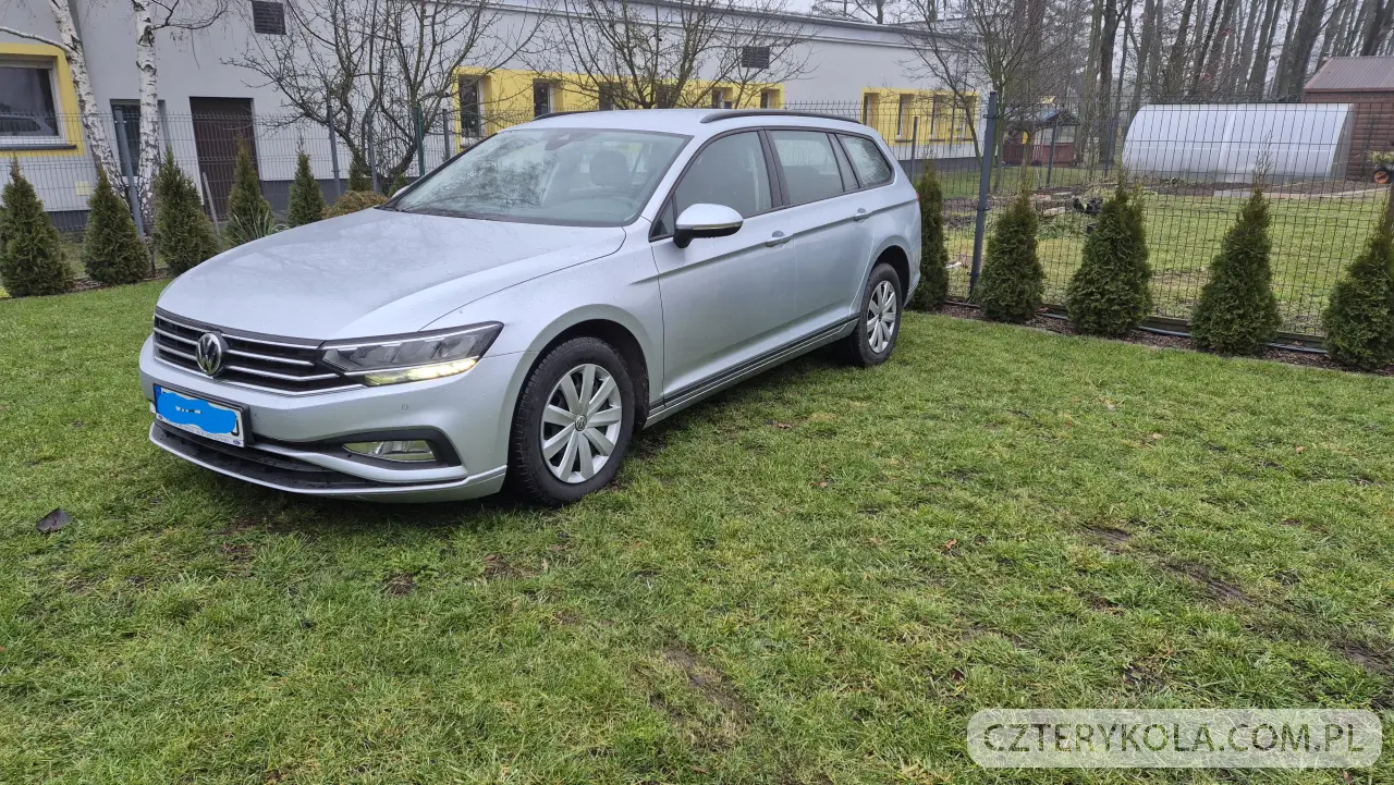 Volkswagen- Passat- 2022 