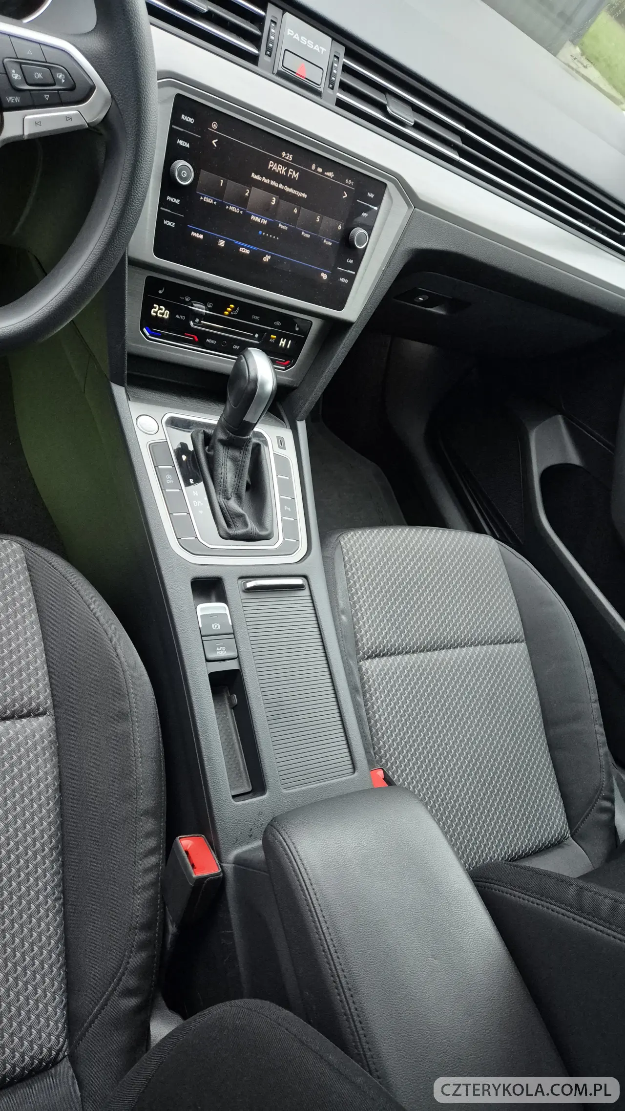 Volkswagen- Passat- 2022 