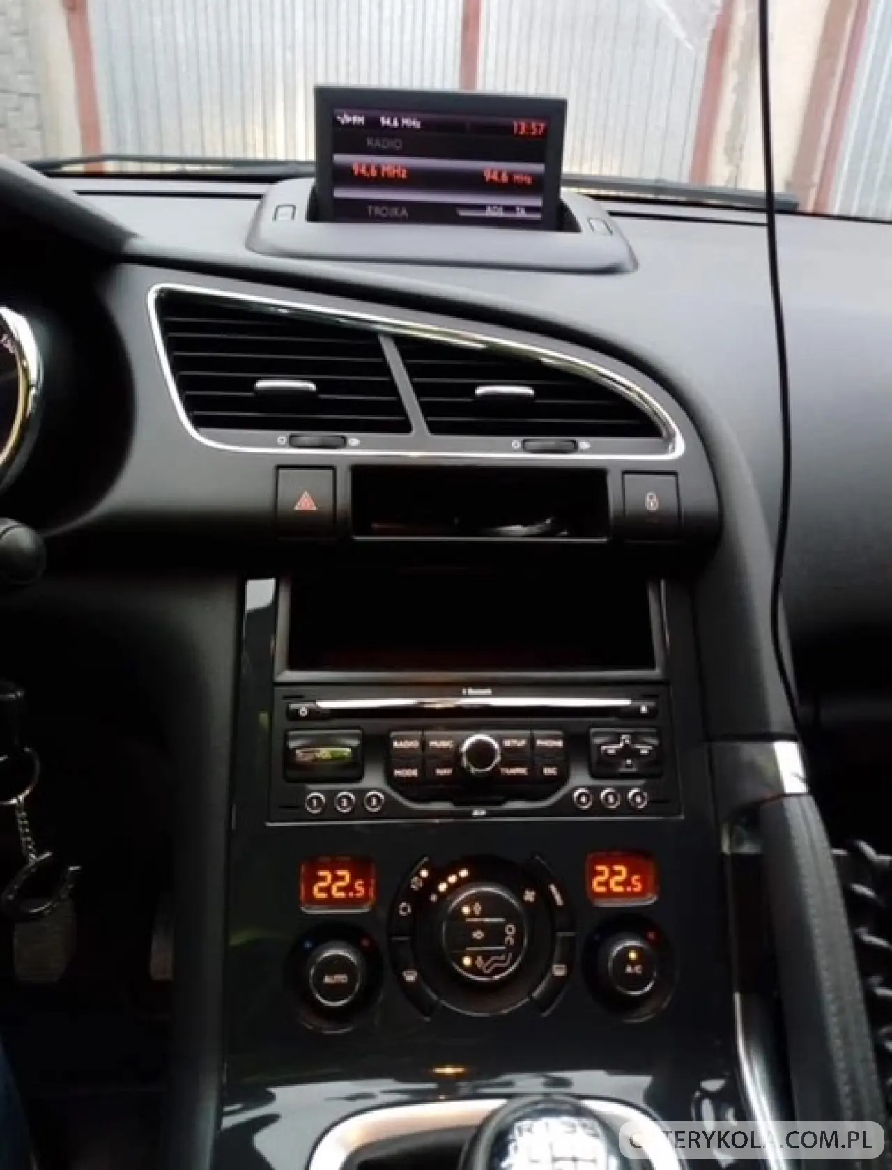 Peugeot- 3008- 2009 