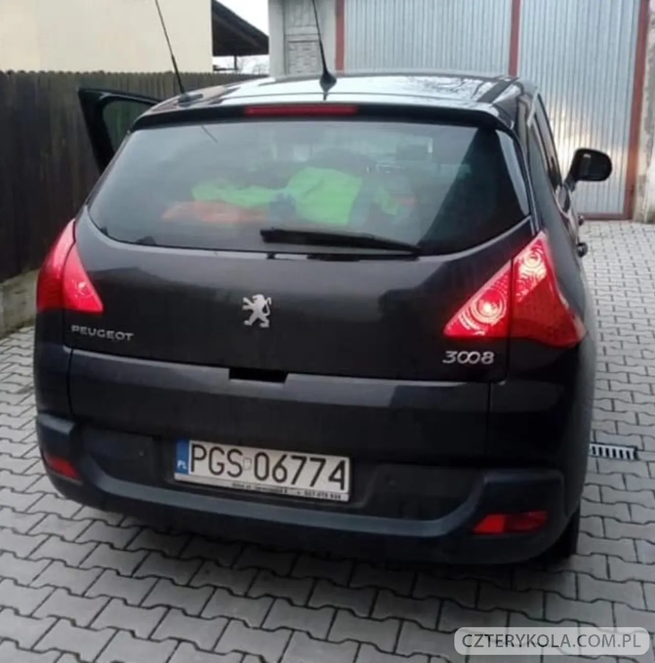 Peugeot- 3008- 2009 