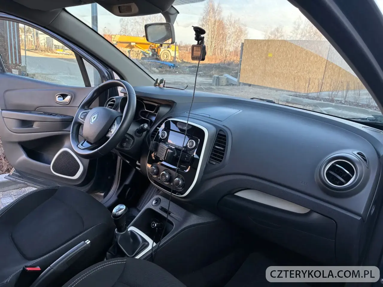 Renault- Captur- 2018 