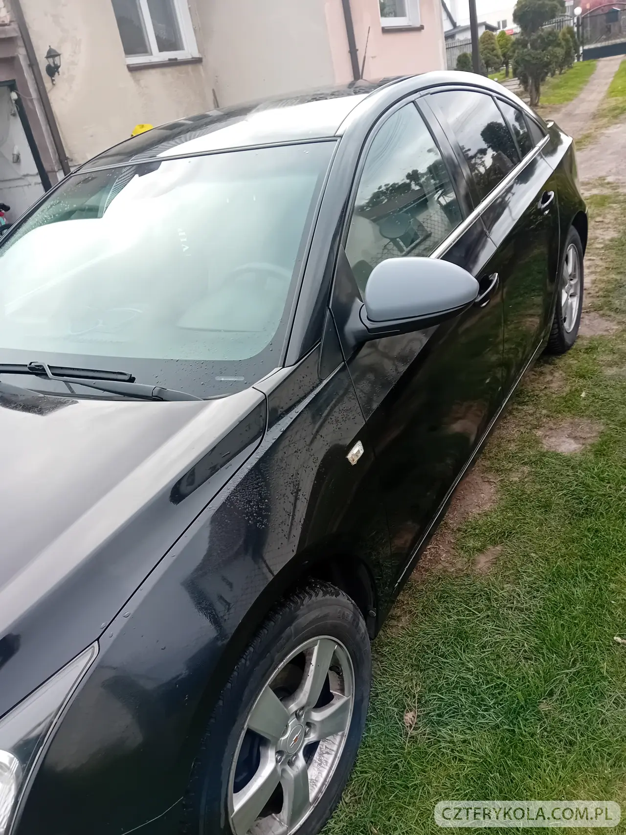 Chevrolet- Cruze- 2010 