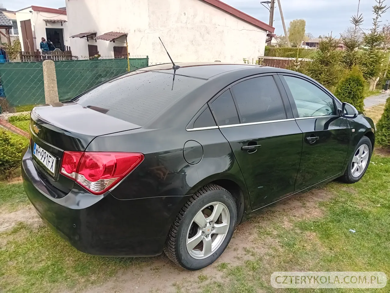 Chevrolet- Cruze- 2010 