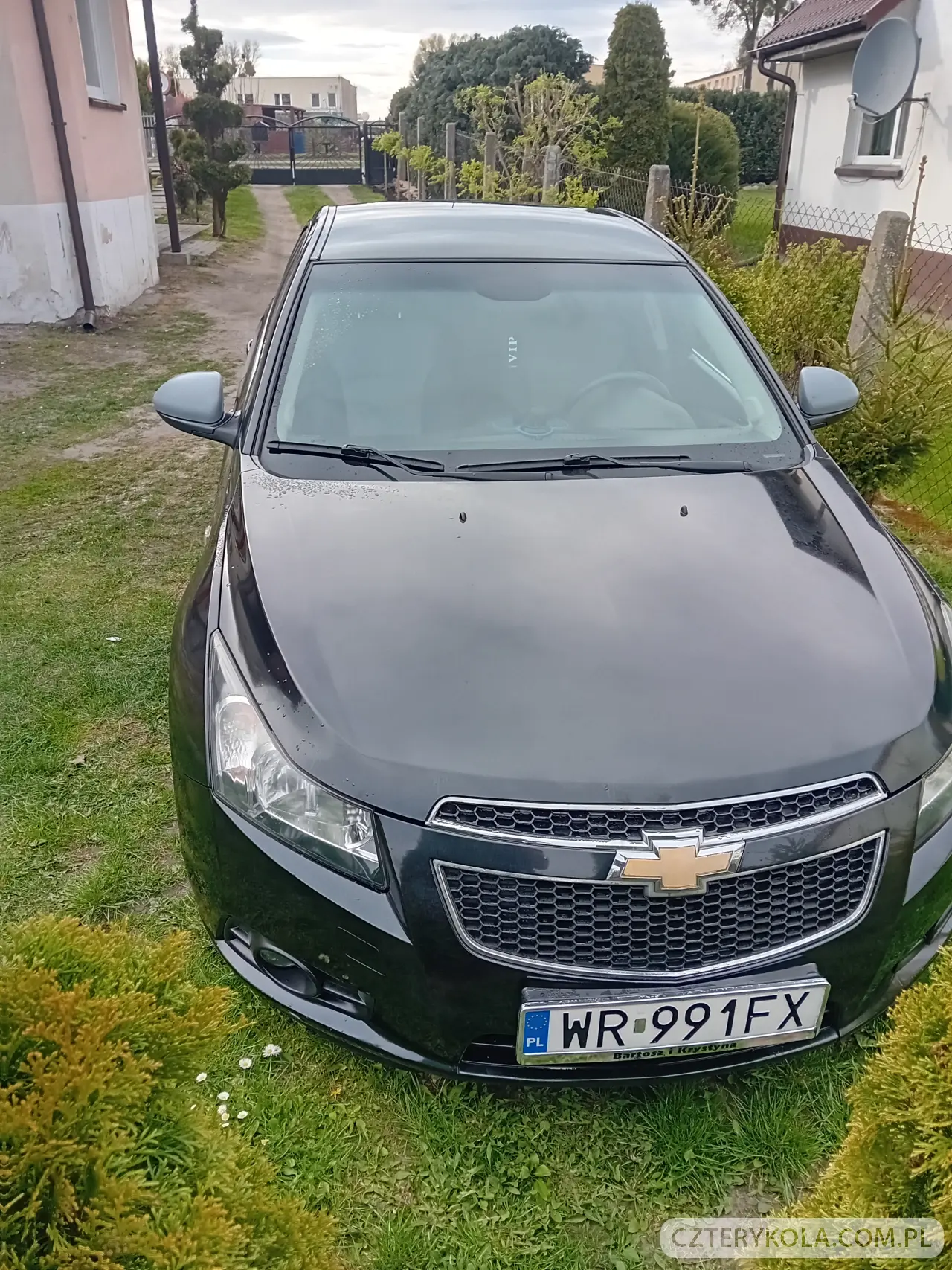 Chevrolet- Cruze- 2010 