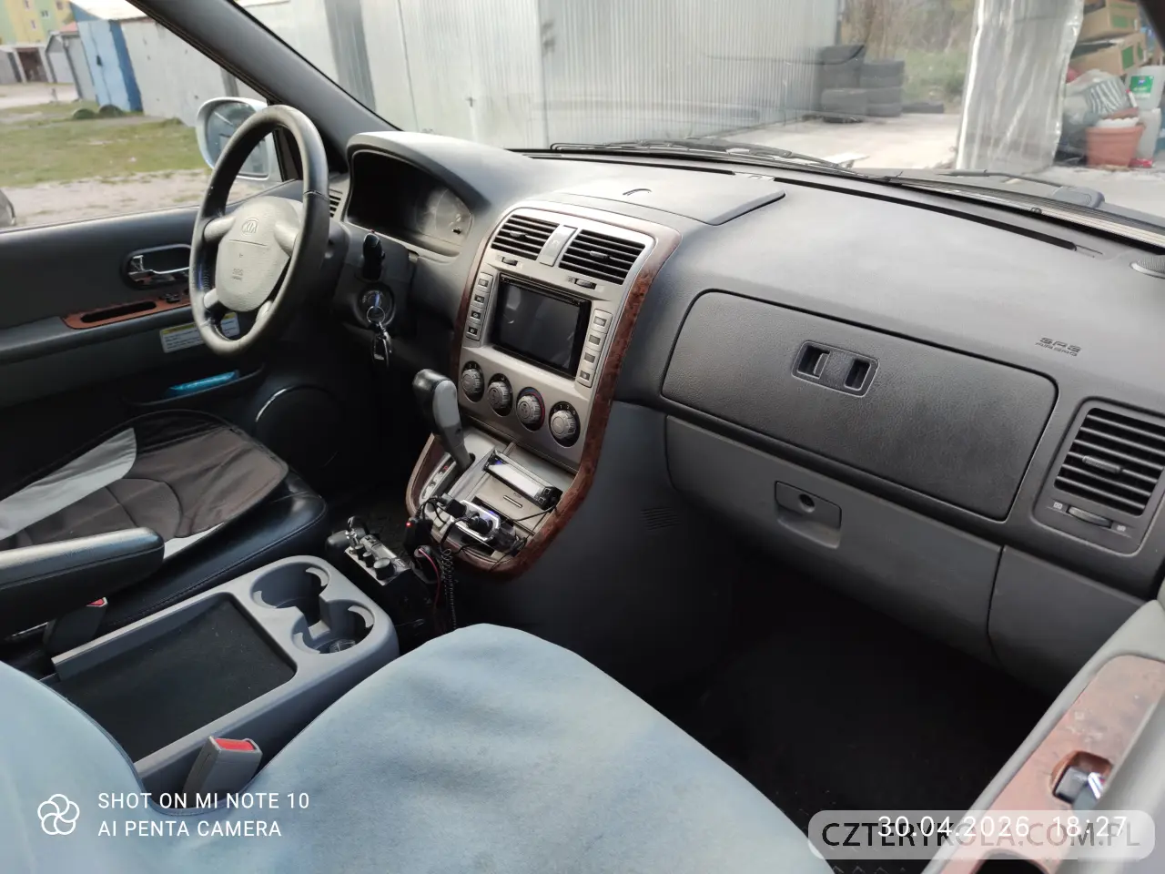 Kia- Carnival- 2002 