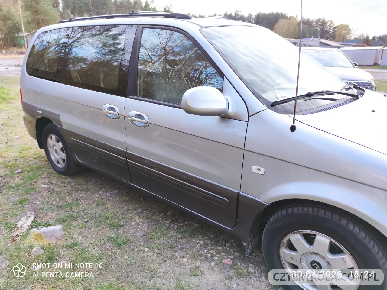 Kia- Carnival- 2002 