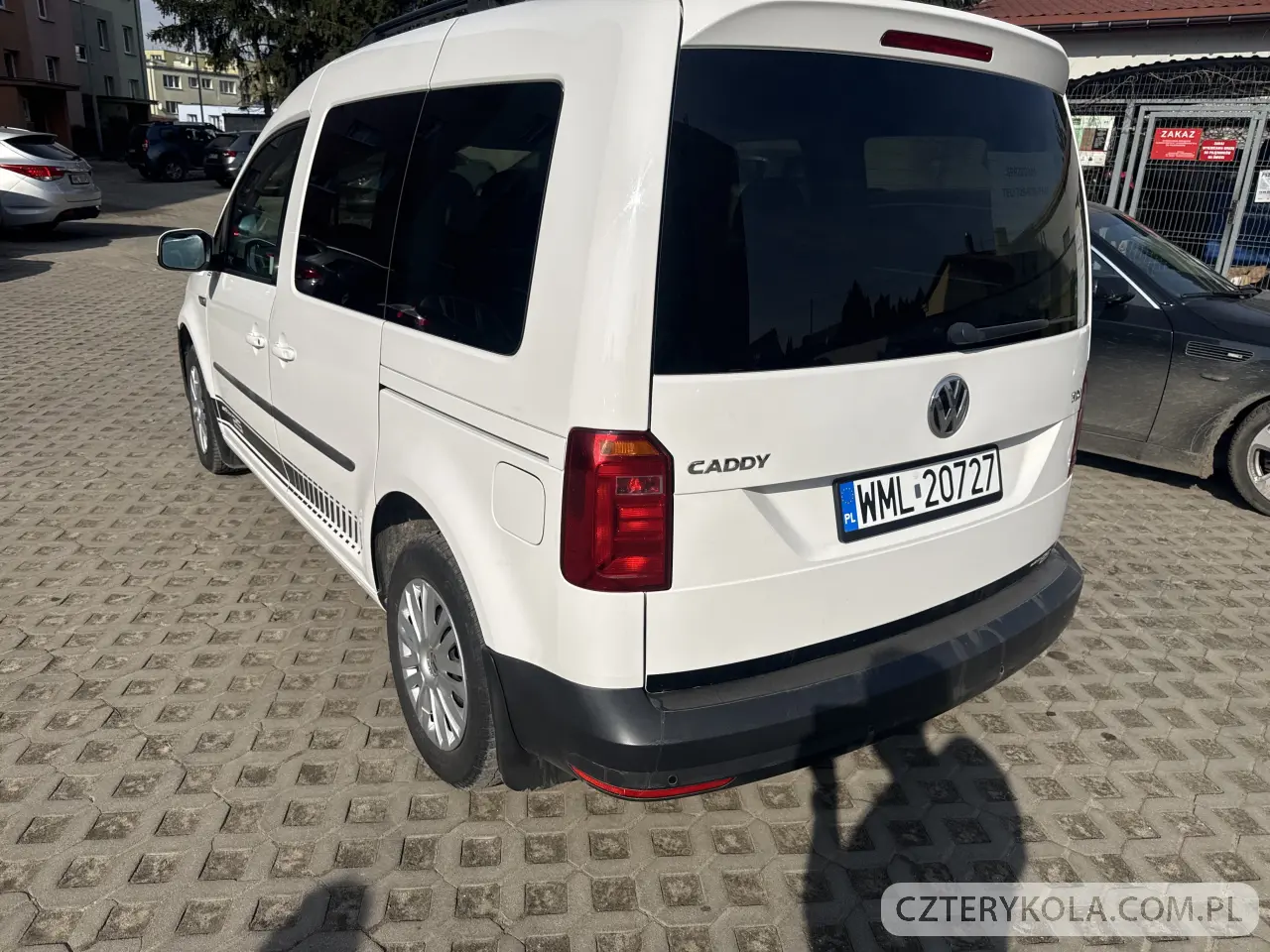 Volkswagen- Caddy- 2016 