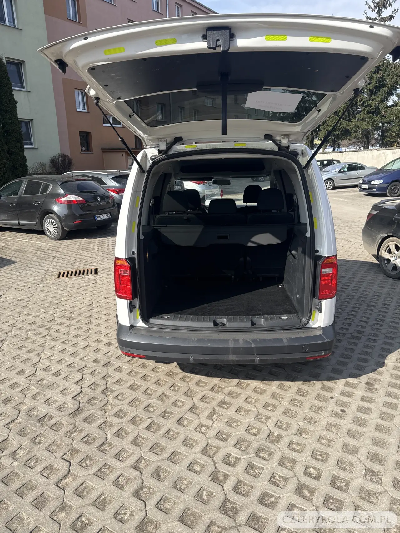 Volkswagen- Caddy- 2016 