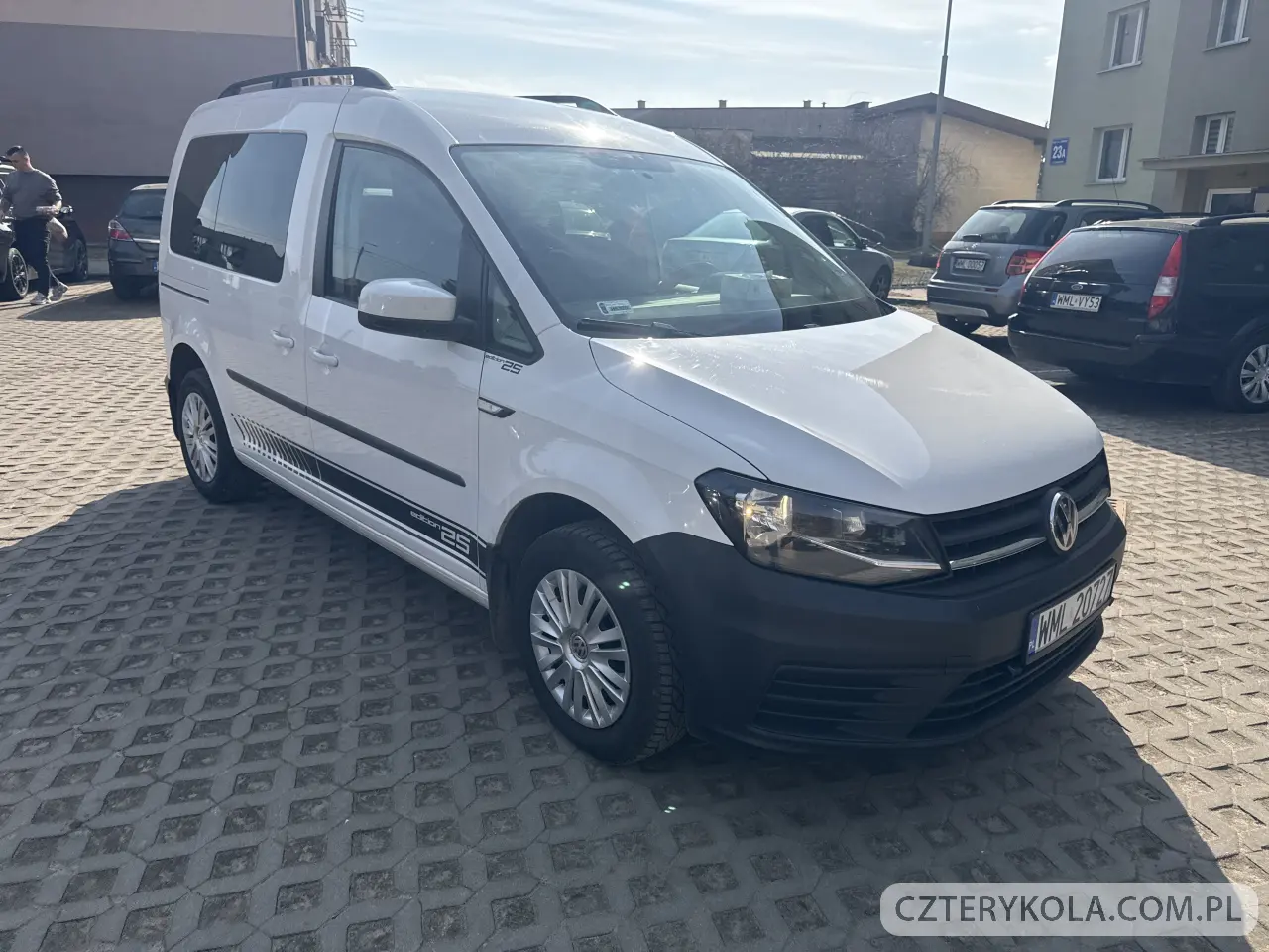 Volkswagen- Caddy- 2016 