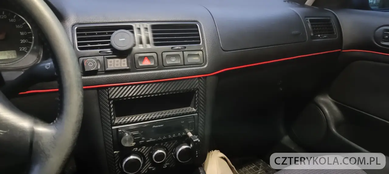 Volkswagen- Golf- 2001 