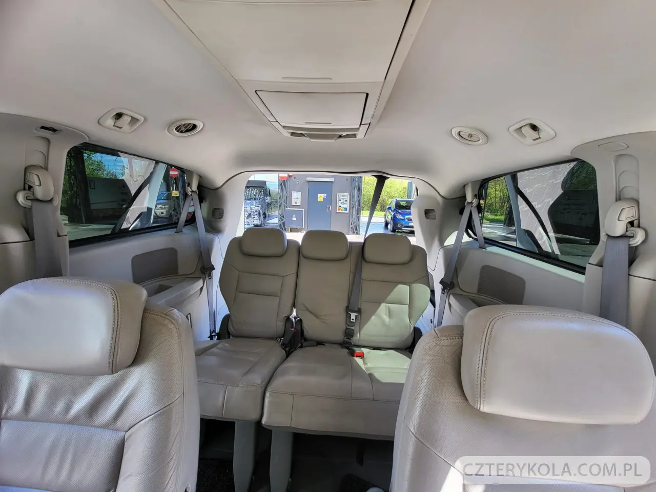 Chrysler- Town & Country- 2008 