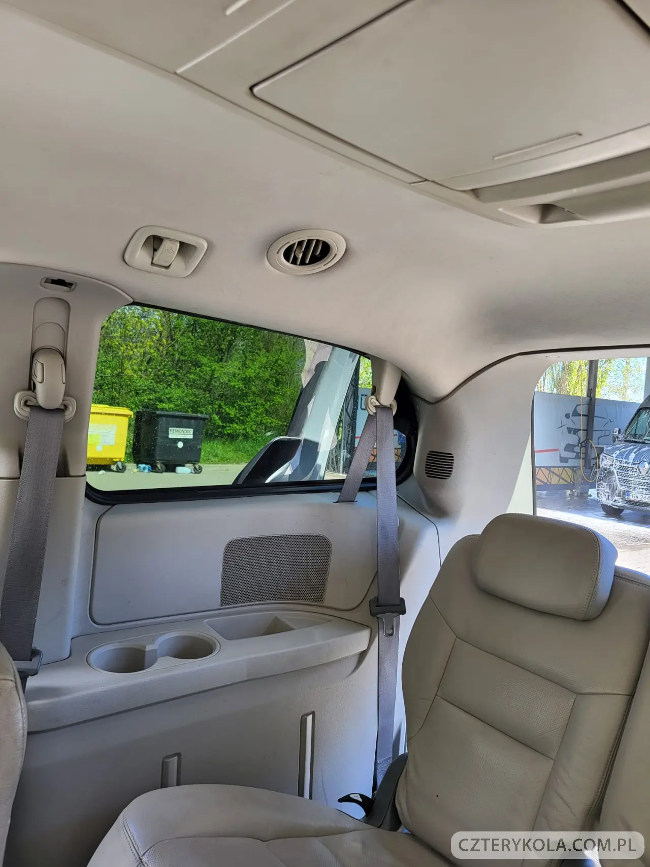 Chrysler- Town & Country- 2008 