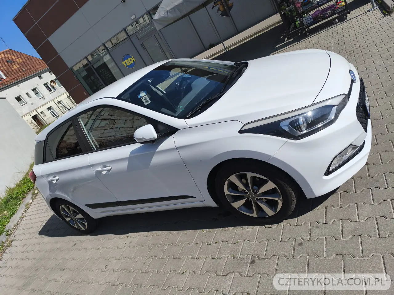 Hyundai- i20- 2016 