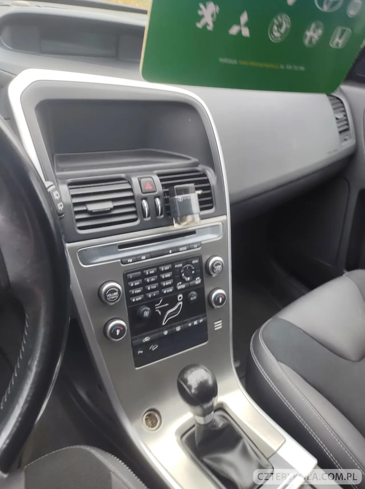 Volvo- XC 60- 2010 