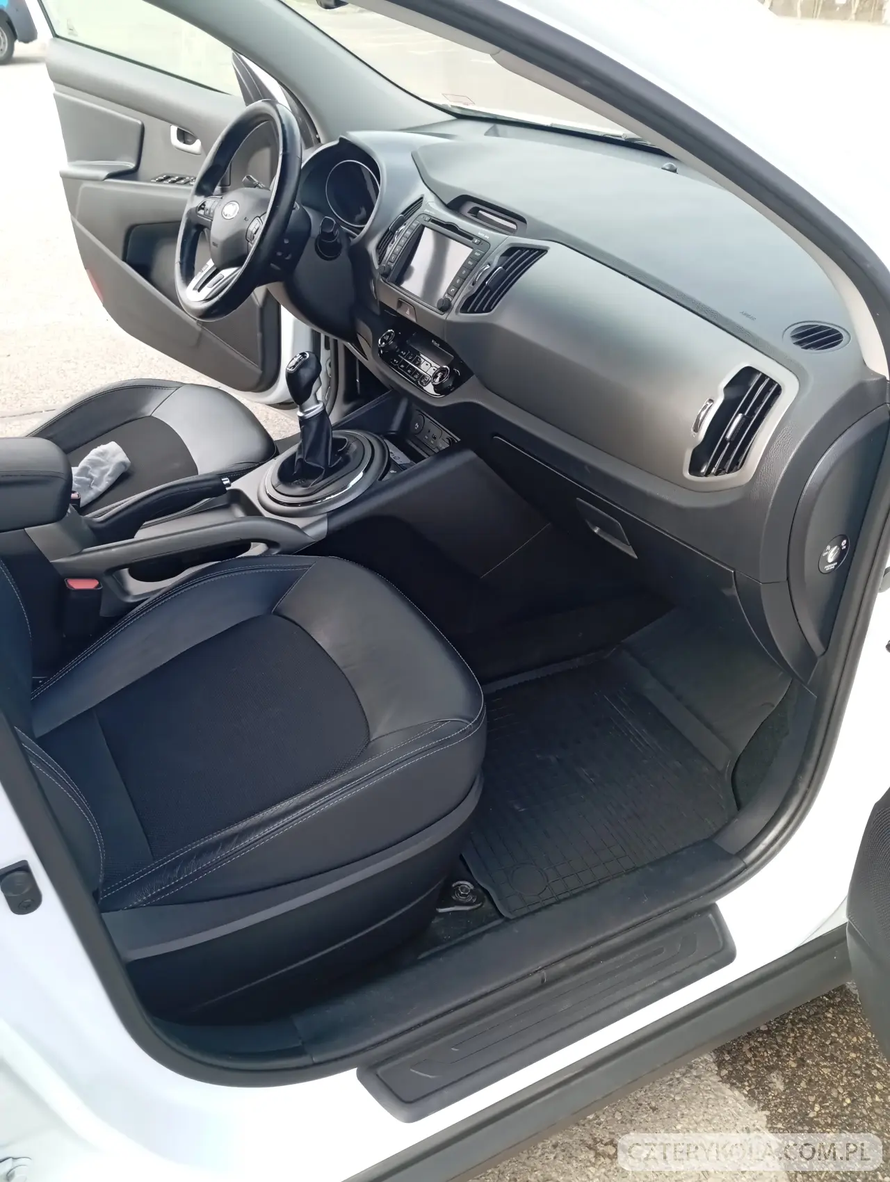 Kia- Sportage- 2014 