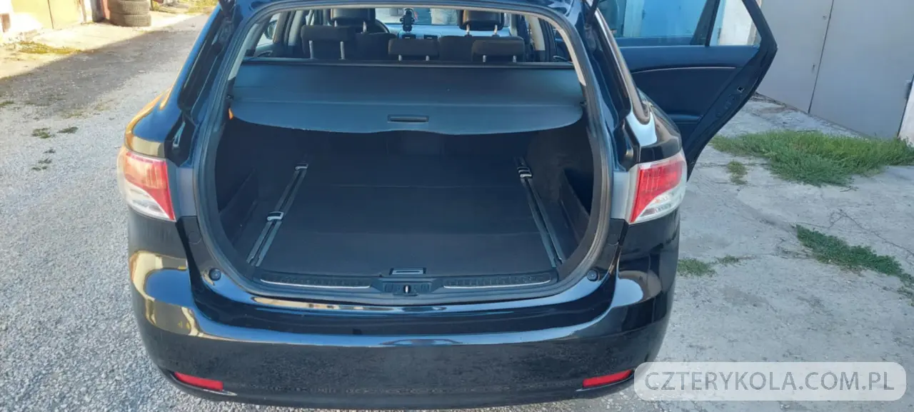 Toyota- Avensis- 2010 