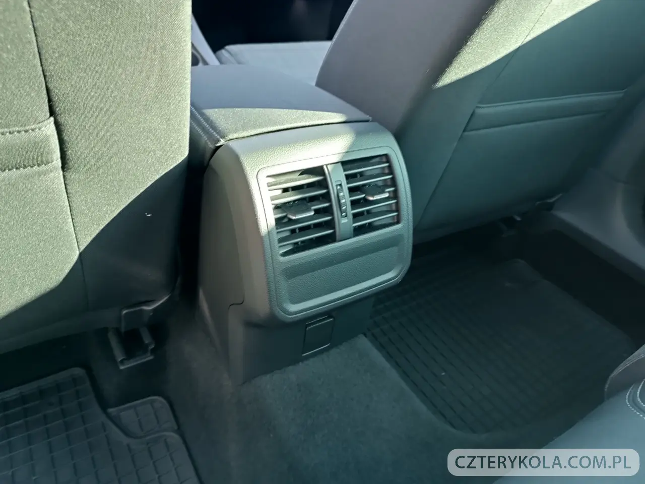 Volkswagen- Passat- 2020 