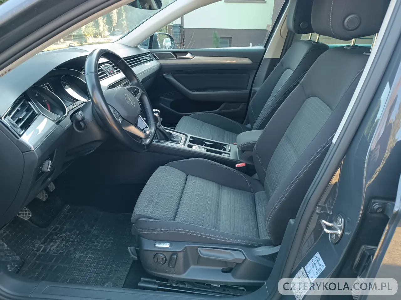 Volkswagen- Passat- 2020 