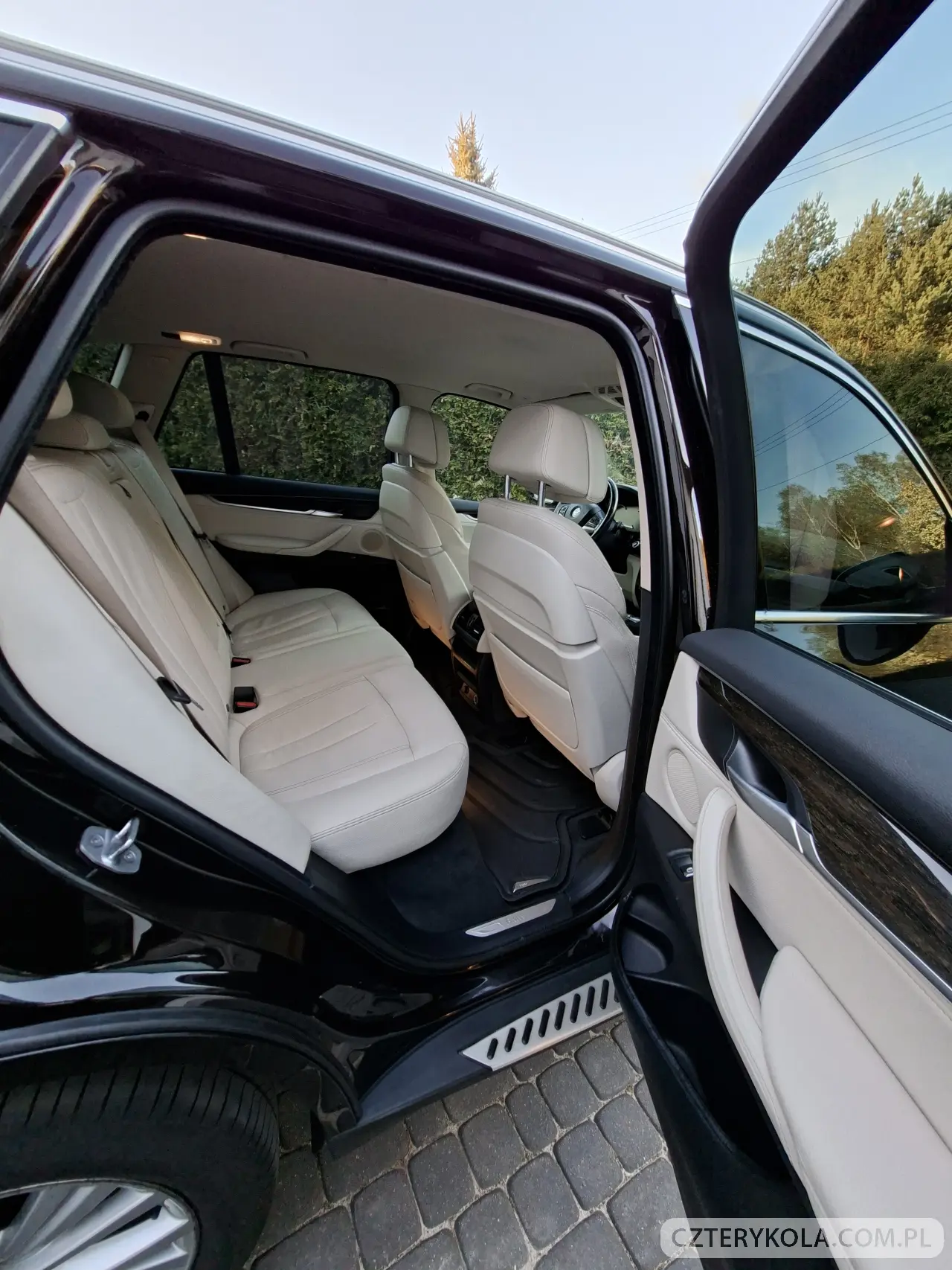 BMW- X5- 2016 